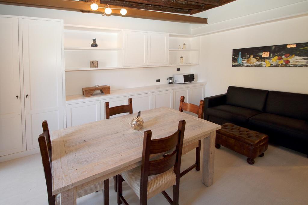 Lhp Suite Roma Trastevere Habitación foto